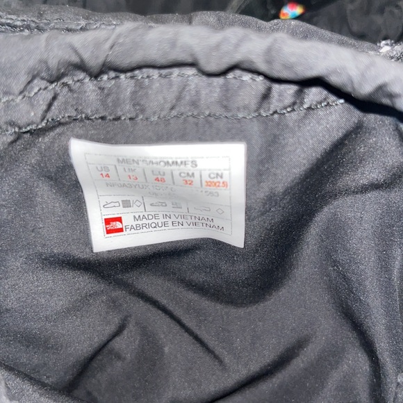 North Face - Picture 3 of 8